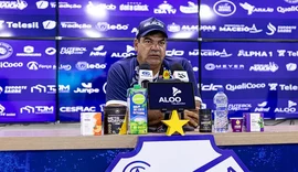 Técnico do CSA projeta jogo decisivo e revela motivos para seguir no clube