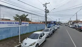 Homem é baleado nas costas em tentativa de homicídio próximo a escola na Jatiúca