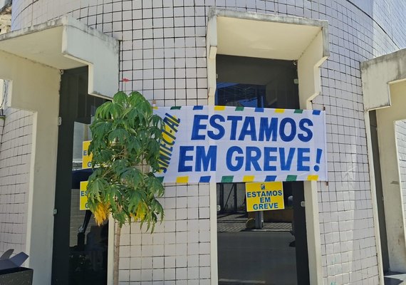 Trabalhadores mantém mobilização e greve dos Correios continua em Alagoas