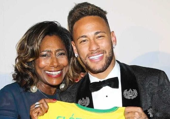 Em leilão de Neymar, Glória Maria compra encontro com Silvio Santos