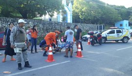 Vídeo: acidente entre duas motos deixa quatro feridos em Guaxuma