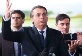 Ataque dos EUA impactará no preço dos combustíveis, diz Bolsonaro
