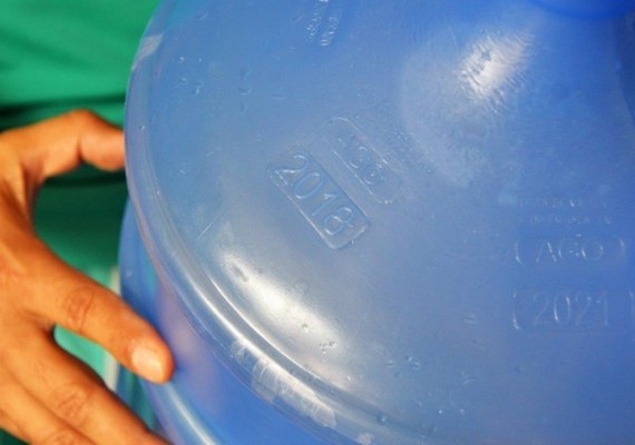 Vigilância Sanitária Estadual alerta para validade dos galões de água mineral