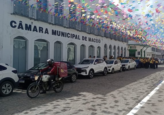 Impasse na Câmara de Maceió barra projetos de servidores e ameaça o São João Massayó 2026