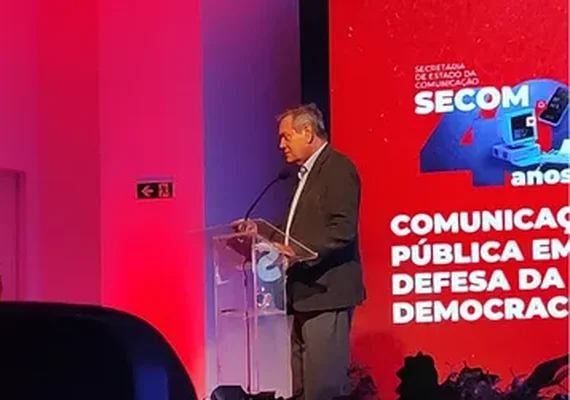 Lessa enfrenta a “dor” e tem legado reconhecido nos 40 anos da Secom
