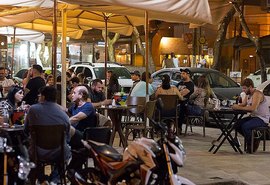 Três em cada quatro bares e restaurantes tiveram afastamento por Covid ou Influenza no último mês