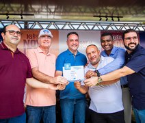 Igreja Nova recebe 16 ruas pavimentadas e kits de irrigação