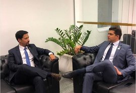 Rui Palmeira terá de escolher entre apoiar JHC ou mudar de partido