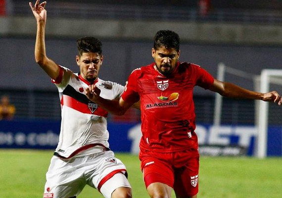 Lateral do CRB fala sobre objetivos do time na série B