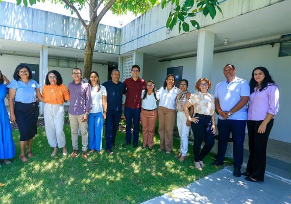 Governo do Estado entrega as primeiras unidades habitacionais no município de Carneiros