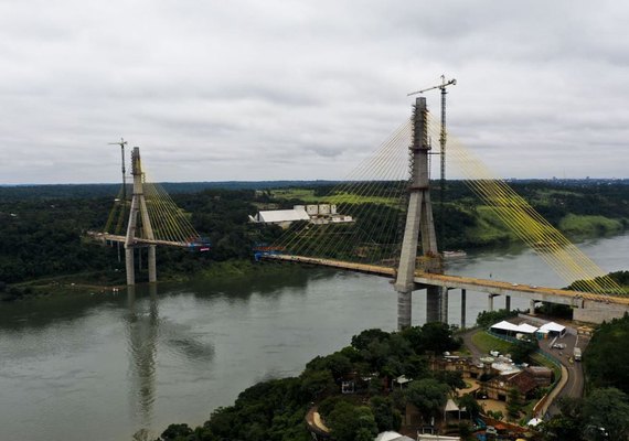 Segunda ponte entre Brasil e Paraguai tem 84% da obra concluída