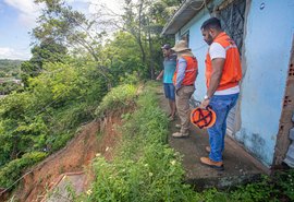 Defesa Civil de Maceió registra mais de 40 ocorrências por deslizamento de terra em encostas
