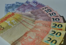 Inflação de agosto tem queda comparada ao mês de julho, diz IBGE