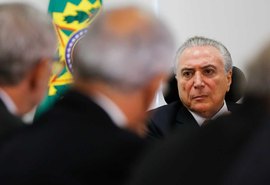 Temer reúne ministros para discutir greve dos caminhoneiros