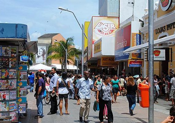 Alagoas registra a segunda menor renda per capita do Brasil em 2019