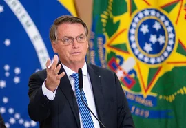 Presidente afirma que culpa da crise econômica é do isolamento social