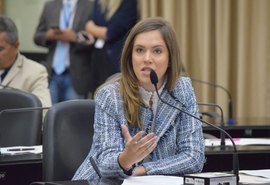 Deputada pede compra de EPI’s a profissionais de Paulo Jacinto