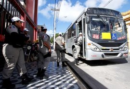 Assaltos a ônibus na capital caem 50% em janeiro