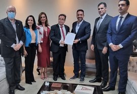 Executivo recebe PL para criação do Sistema Estadual de Prevenção e Combate à Tortura