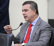 Deputado crítica prefeitura de Maceió em pronunciamento na  ALE