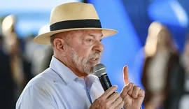 Pesquisa aponta Lula com 52% e 20 pontos à frente de Flávio em Alagoas