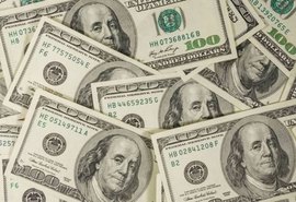 Apesar de anúncio de leilão de US$ 3 bilhões do Banco Central, dólar abre em alta e vai a R$ 4,79