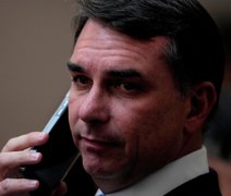 Flávio Bolsonaro pede a Marco Rubio que Brasil seja poupado de novas tarifas