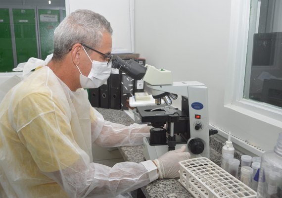 Lacen de Maceió amplia análises laboratoriais e recebe novos equipamentos