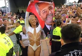 Bolsonaro aciona TSE contra Lollapalooza após falas pró-Lula de Pabllo Vittar