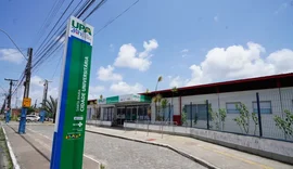 Mulher é esfaqueada em casa por ex-companheiro durante invasão em Maceió
