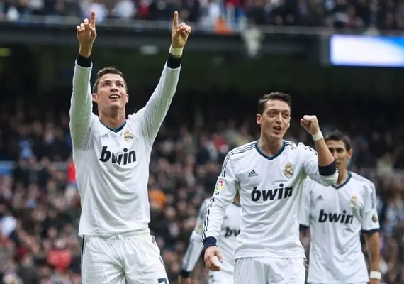 Ex-jogador do Real Madrid inicia carreira na política