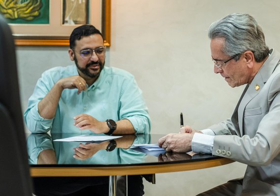 Governador sanciona reajuste de 4,52% aos servidores do Judiciário de Alagoas