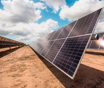 Energia solar impulsiona alta de 40% em empresas em Alagoas