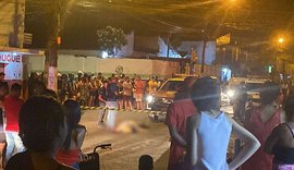 Homem é morto com oito tiros em cruzamento de ruas no bairro de Ponta Grossa