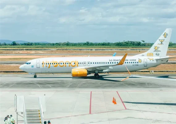 Anac limita a venda de passagens aéreas da Flybondi no Brasil