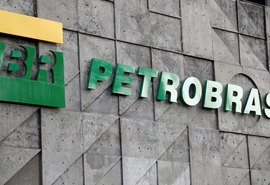 Assembleia da Petrobras aprova a destituição de Castello Branco