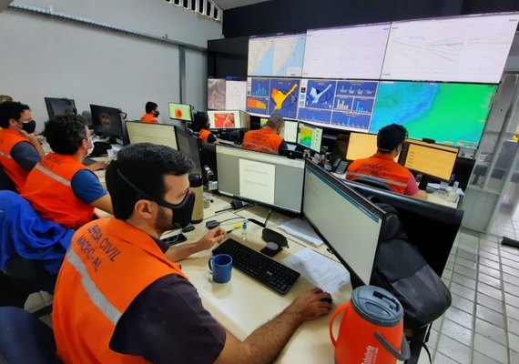 Defesa Civil alerta para chuva de intensidade moderada em Maceió
