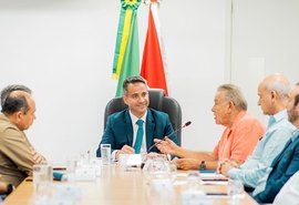 Dirigentes do setor sucroenergético discutem problemática das queimadas com governador Paulo Dantas