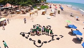 Guaxuma recebe ação voluntária no Dia Mundial de Limpeza de Praias