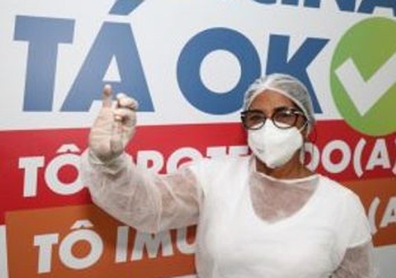 Marechal Deodoro já vacinou 150 trabalhadores da saúde