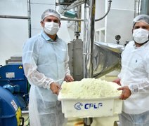 Prefeito de Batalha acompanha fase de testes de leite em pó da UBL da CPLA