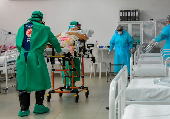 Sete hospitais em Alagoas estão com leitos de UTI lotados