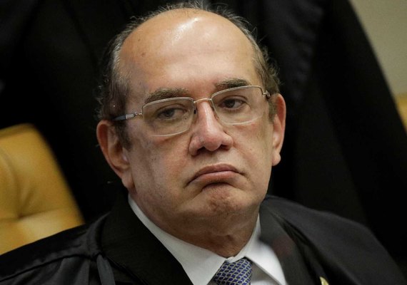 Nem ditadura fechou o STF, diz Gilmar Mendes a Eduardo Bolsonaro
