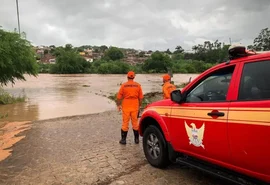 Chuvas obrigam mais de 700 pessoas a deixarem suas casas em 13 municípios de Alagoas