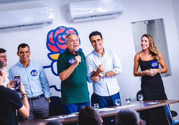 JHC intensifica agenda política e se aproxima do PDT em Alagoas