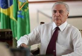 Essa gente está atrás de mim com ânsia, diz Temer sobre tucanos