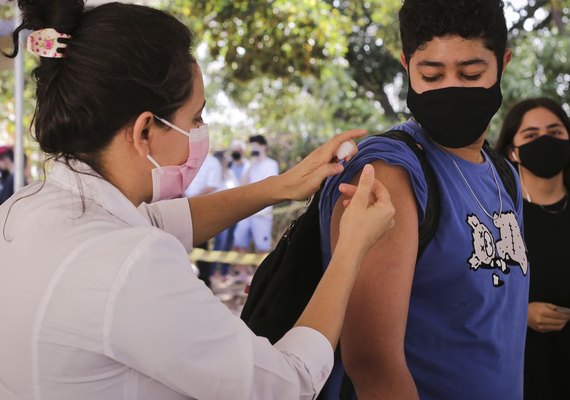 Covid-19: cerca de 21,5 milhões de brasileiros não tomaram 2ª dose