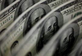 Dólar sobe e fecha o dia cotado R$ 5,07; alta acumulada é de 2,63%