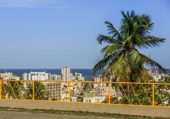 Após período turbulento, turismo volta a se aquecer em AL