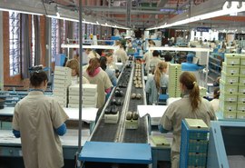 Confiança do empresário industrial recua 0,3 ponto percentual em maio